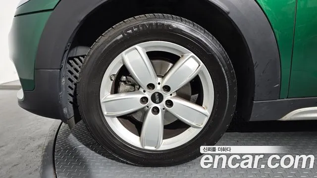 Mini Countryman 2019 thumb 7