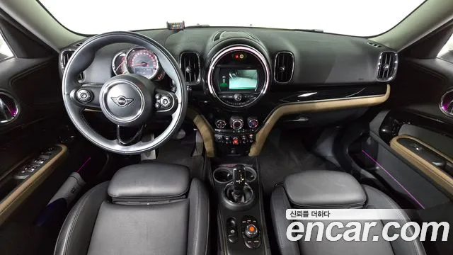 Mini Countryman 2019 thumb 5