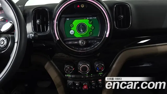 Mini Countryman 2019 thumb 10
