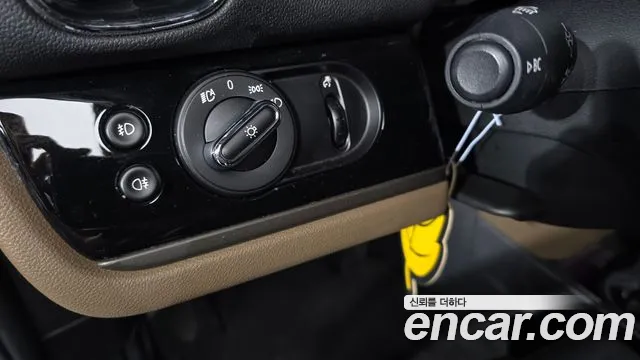 Mini Countryman 2019 thumb 9