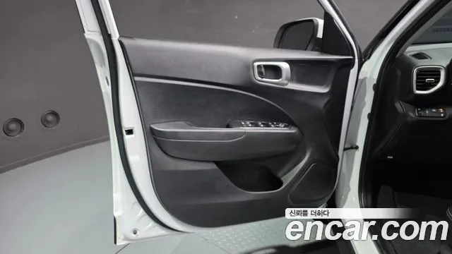 Hyundai Venue 2021 thumb 5