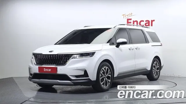Kia Carnival 2021 thumb 11