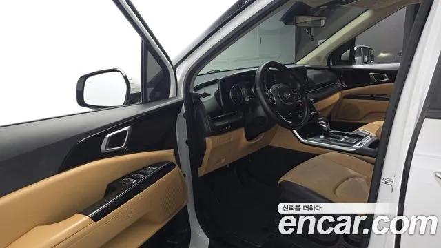 Kia Carnival 2021 thumb 5