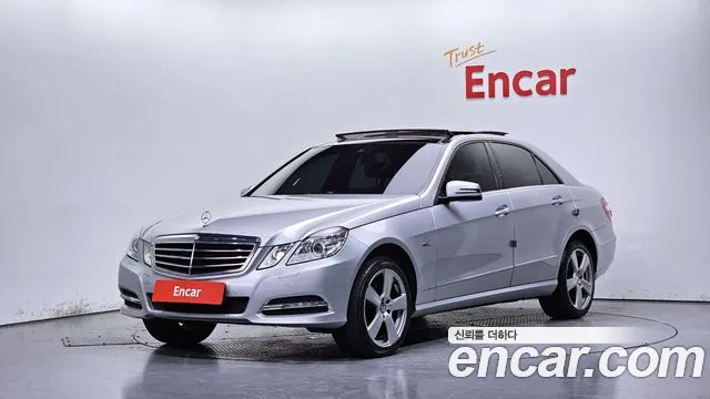 Mercedes-Benz E-Класс 2012 thumb 6