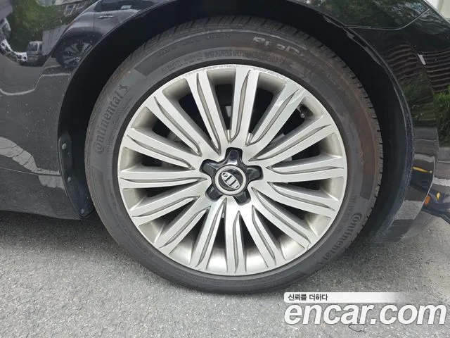 Kia K9 2014 thumb 5
