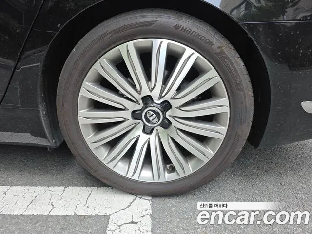 Kia K9 2014 thumb 3