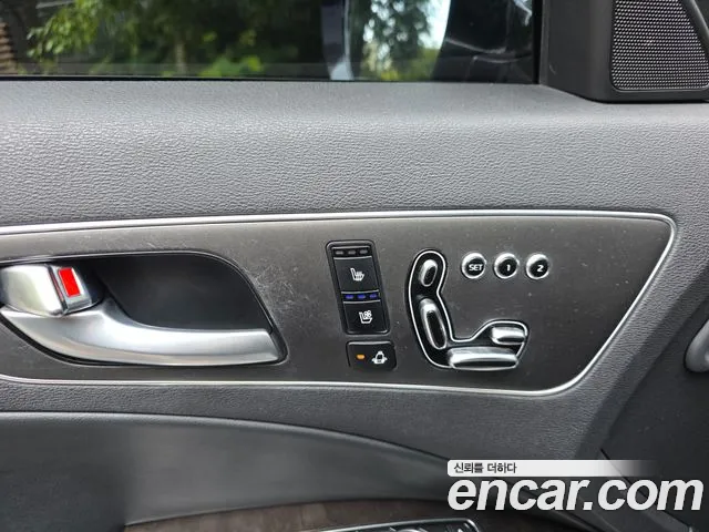 Kia K9 2014 thumb 12