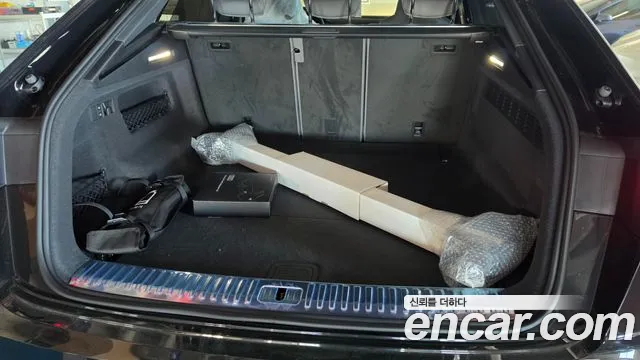 Audi Q8 2026 thumb 9