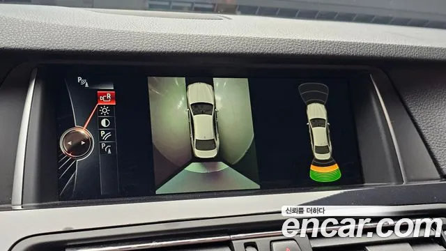 BMW 5 серии 2016 thumb 11