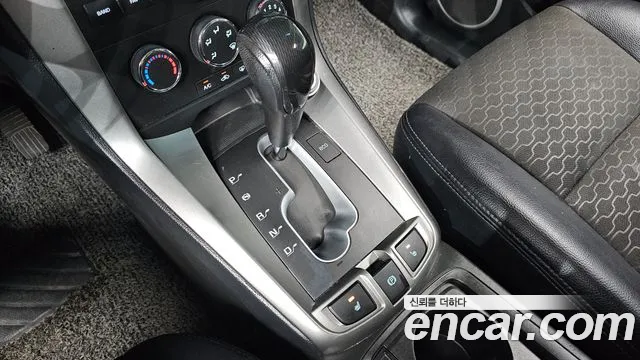 Chevrolet Captiva 2015 thumb 5