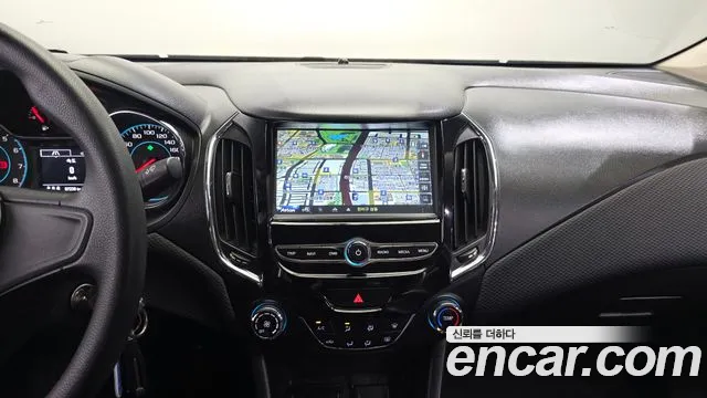 Chevrolet Cruze 2017 thumb 2