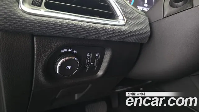 Chevrolet Cruze 2017 thumb 12