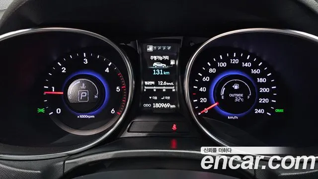 Hyundai Santa Fe 2014 thumb 4