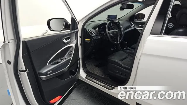 Hyundai Santa Fe 2014 thumb 9