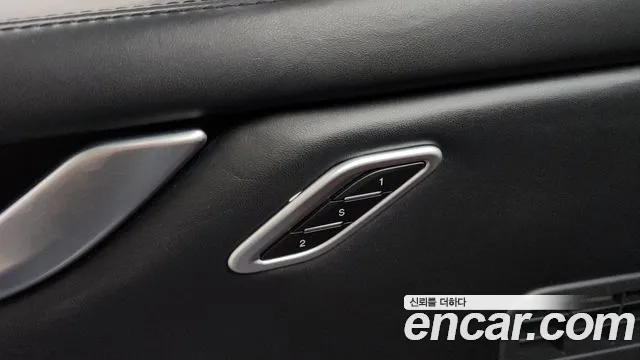 Maserati Ghibli 2013 thumb 7