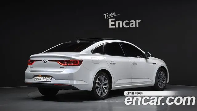 Renault Megane 2016 thumb 3