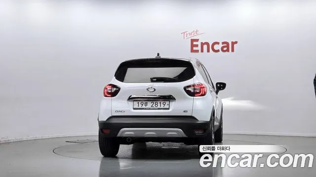 Renault Captur 2019 thumb 11