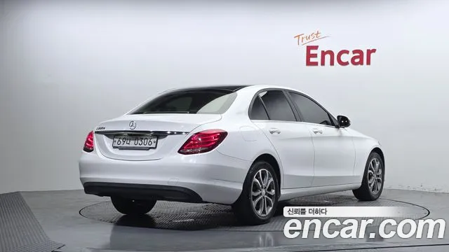 Mercedes-Benz C-Класс 2016 thumb 10