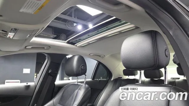 Mercedes-Benz C-Класс 2016 thumb 5