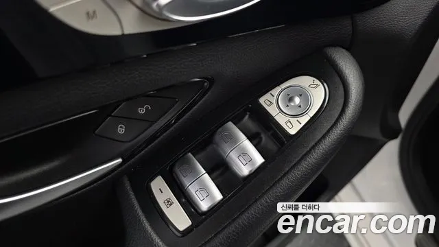 Mercedes-Benz C-Класс 2016 thumb 8