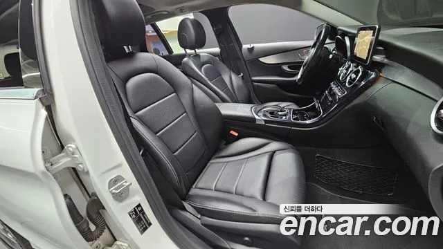 Mercedes-Benz C-Класс 2015 thumb 12
