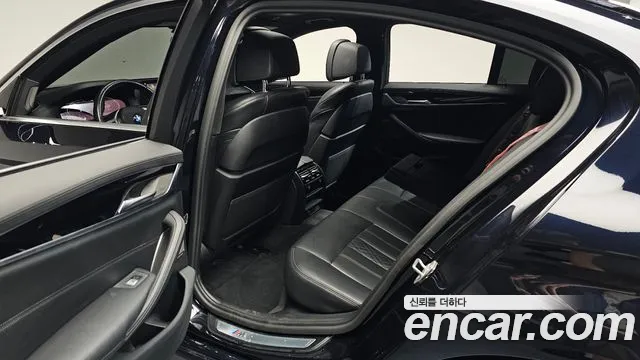BMW 5 серии 2020 thumb 2