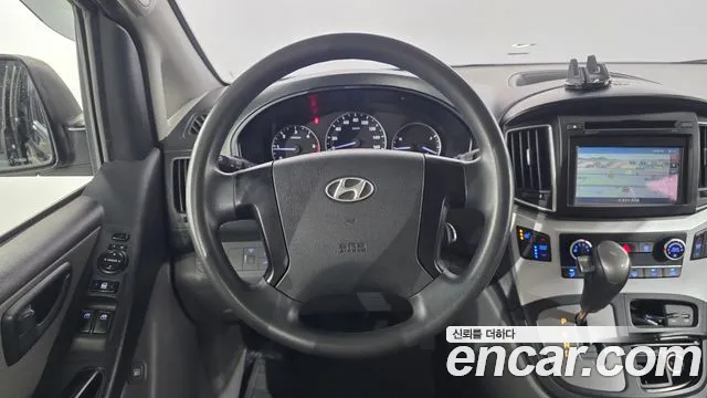 Hyundai Starex 2016 thumb 6
