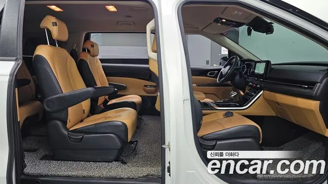 Kia Carnival 2022 thumb 8