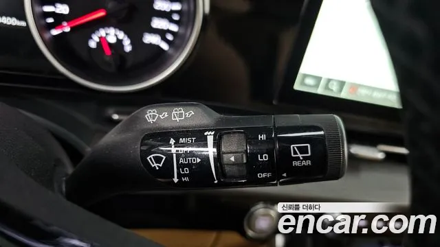 Kia Carnival 2022 thumb 5