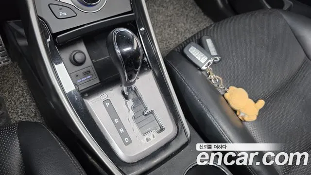 Hyundai Avante 2013 thumb 2