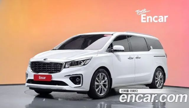 Kia Carnival 2018 thumb 11
