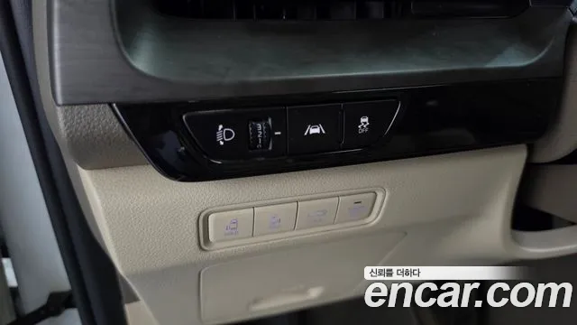 Kia Carnival 2020 thumb 12