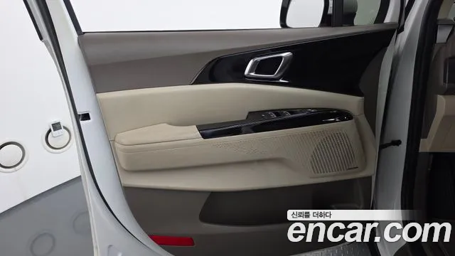 Kia Carnival 2020 thumb 8