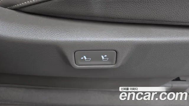 Kia Carnival 2020 thumb 5