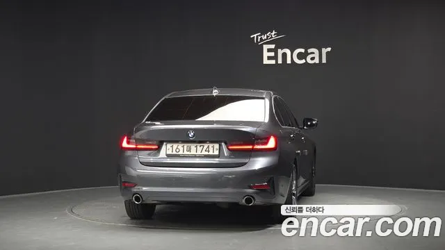BMW 3 серии 2020 thumb 3