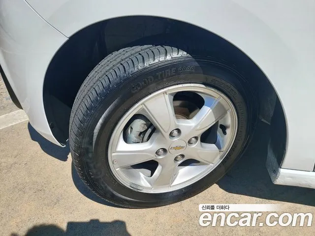 Chevrolet Spark 2015 thumb 5