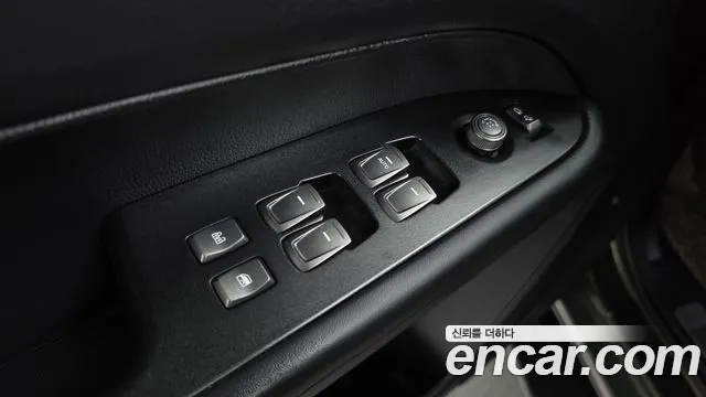 KG_Mobility_Ssangyong Rexton 2022 thumb 10
