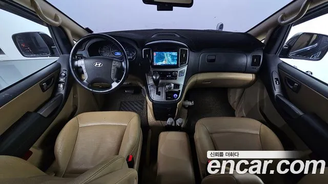 Hyundai Starex 2016 thumb 10