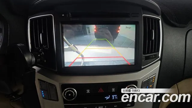 Hyundai Starex 2016 thumb 6