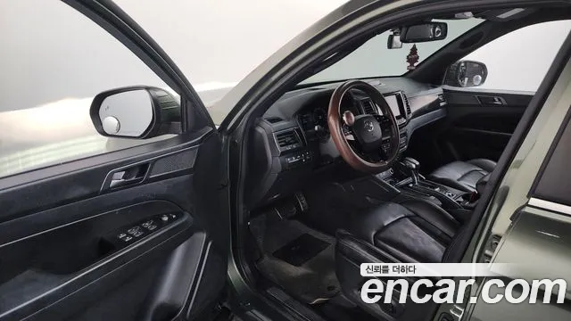 KG_Mobility_Ssangyong Rexton 2022 thumb 10