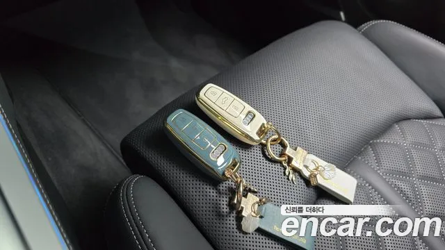 Audi Q7 2025 thumb 8