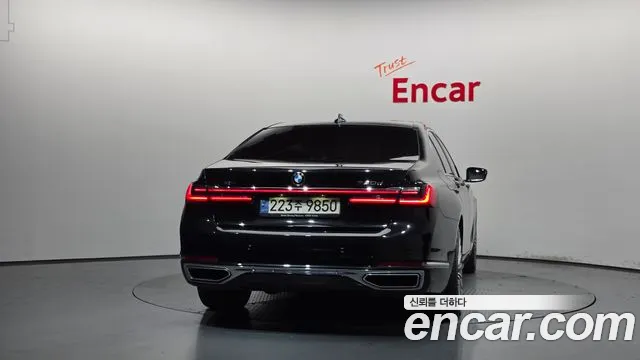 BMW 7 серии 2022 thumb 12