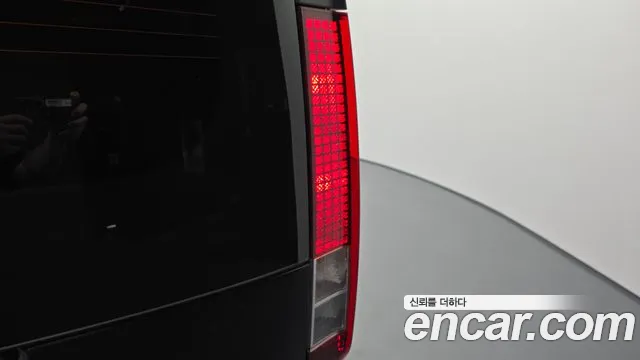 Hyundai Staria 2024 thumb 7