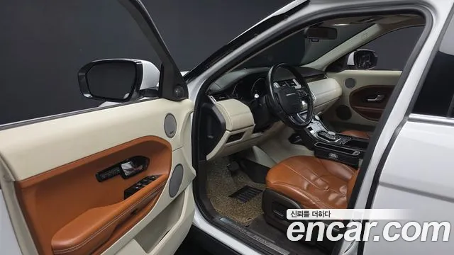 Land Rover Range Rover Evoque 2012 thumb 2