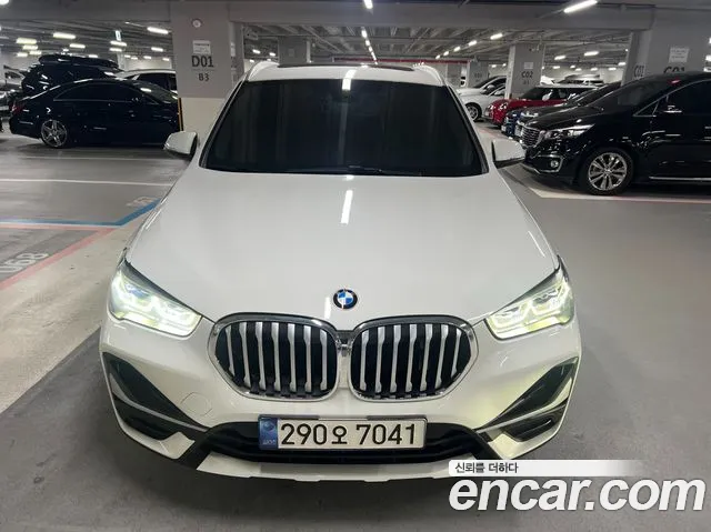 BMW X1 2021 thumb 10