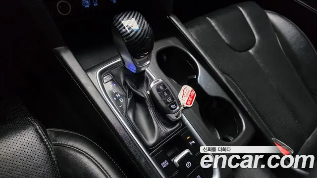 Hyundai Santa Fe 2019 thumb 3