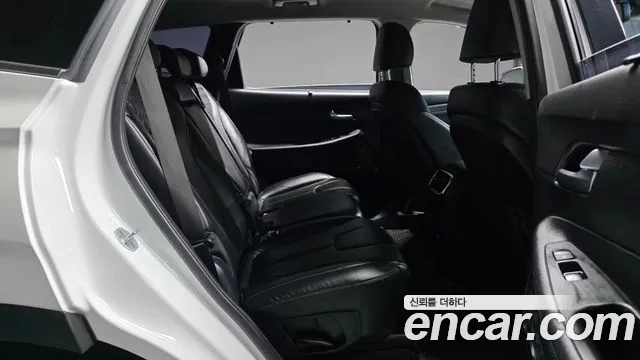 Hyundai Santa Fe 2019 thumb 12