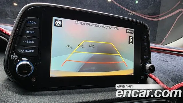 Hyundai Santa Fe 2019 thumb 10