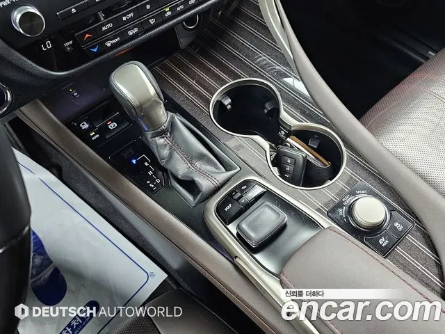 Lexus RX 2018 thumb 6