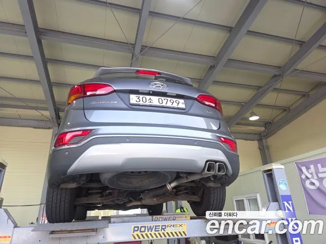 Hyundai Santa Fe 2016 thumb 3
